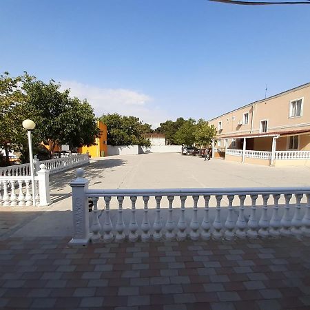 Hotel Selika Рустави Екстериор снимка