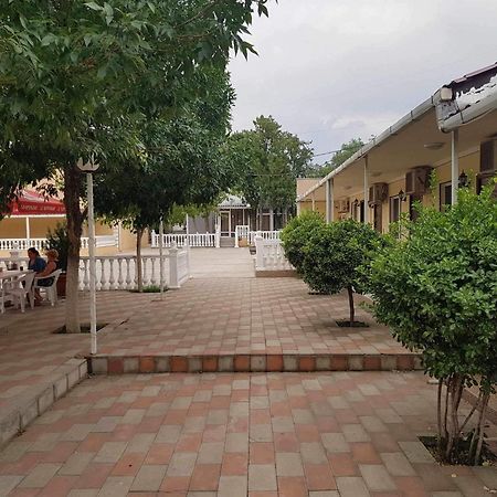 Hotel Selika Рустави Екстериор снимка