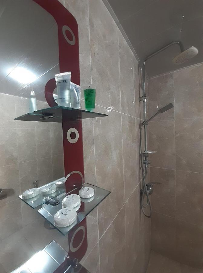 Hotel Selika Рустави Екстериор снимка