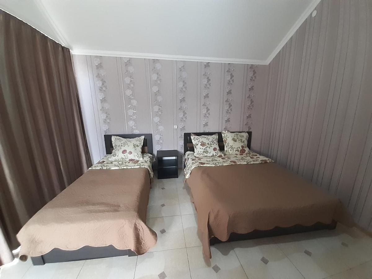 Hotel Selika Рустави Екстериор снимка