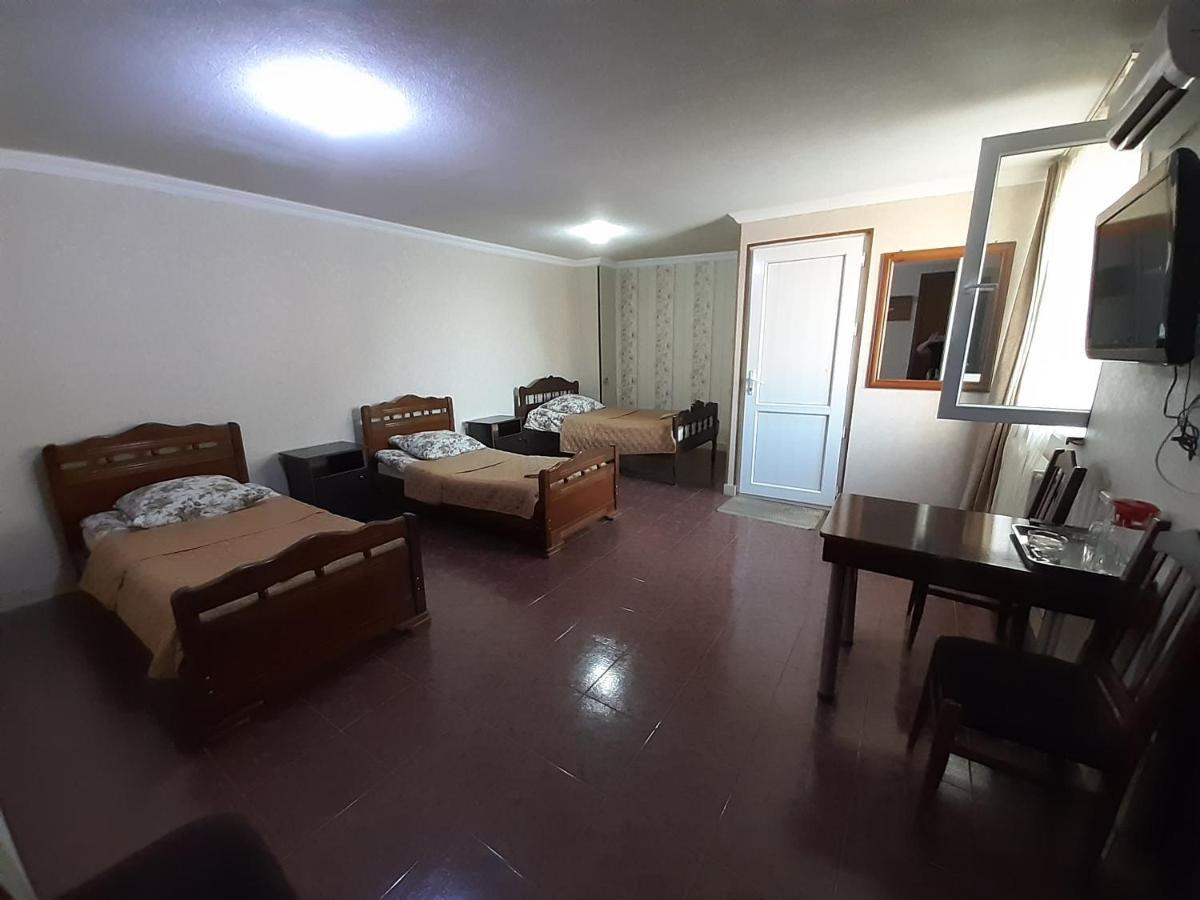 Hotel Selika Рустави Екстериор снимка