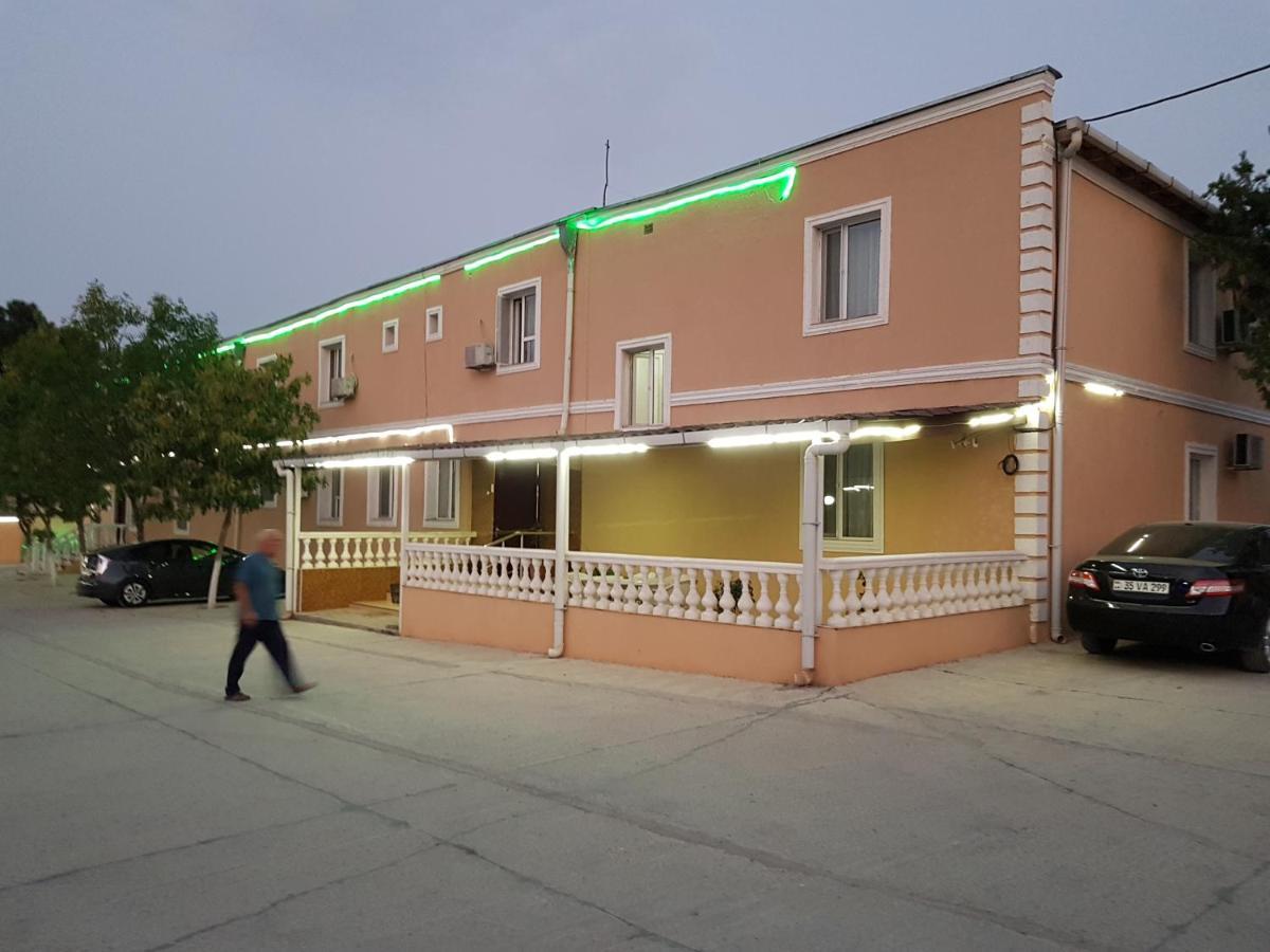 Hotel Selika Рустави Екстериор снимка
