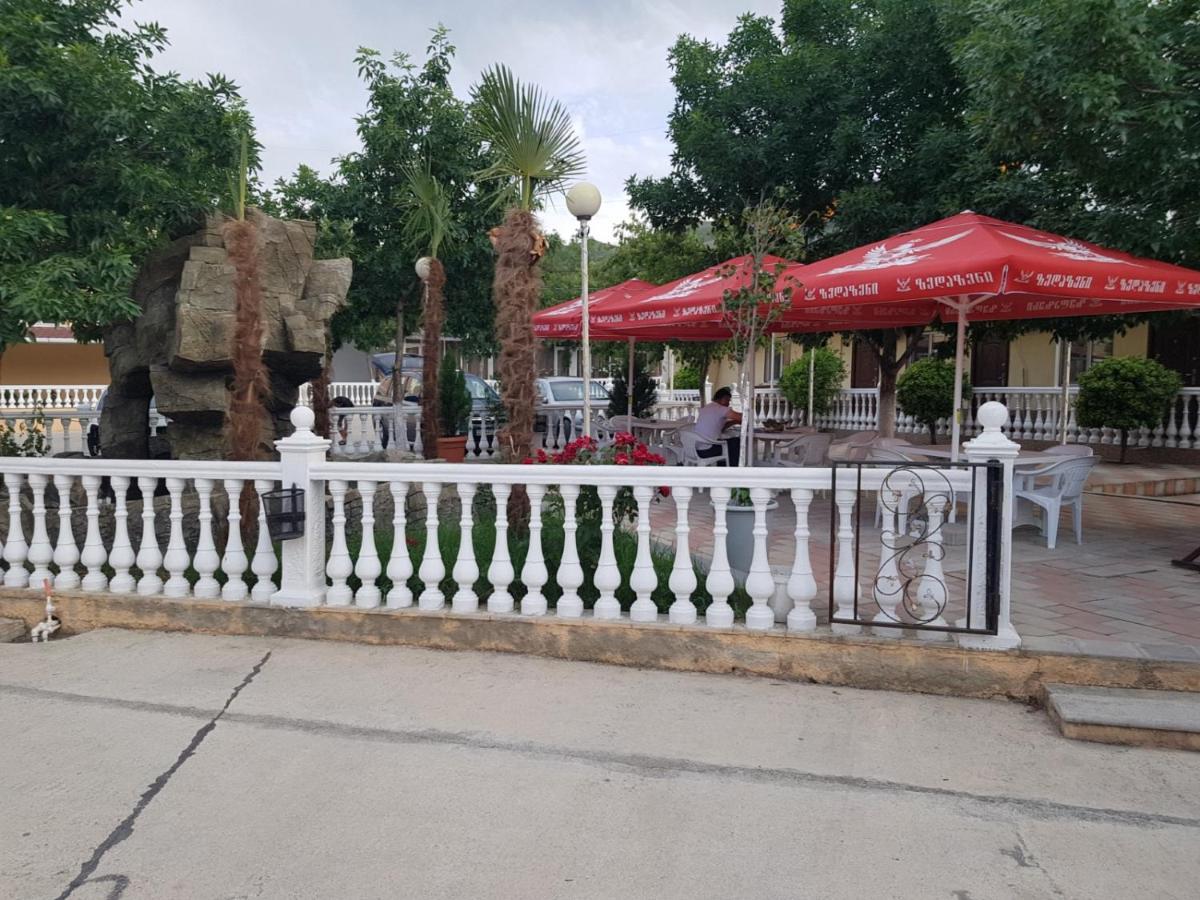 Hotel Selika Рустави Екстериор снимка