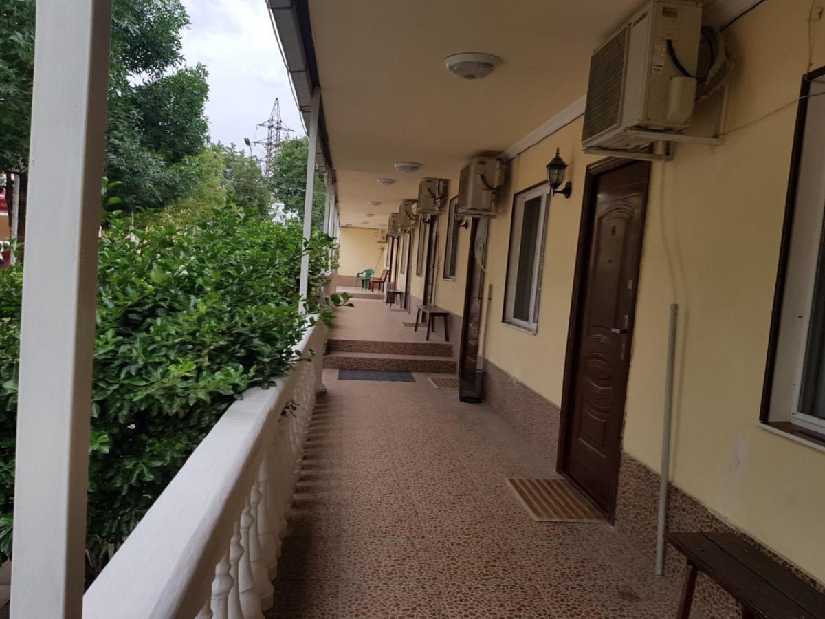 Hotel Selika Рустави Екстериор снимка