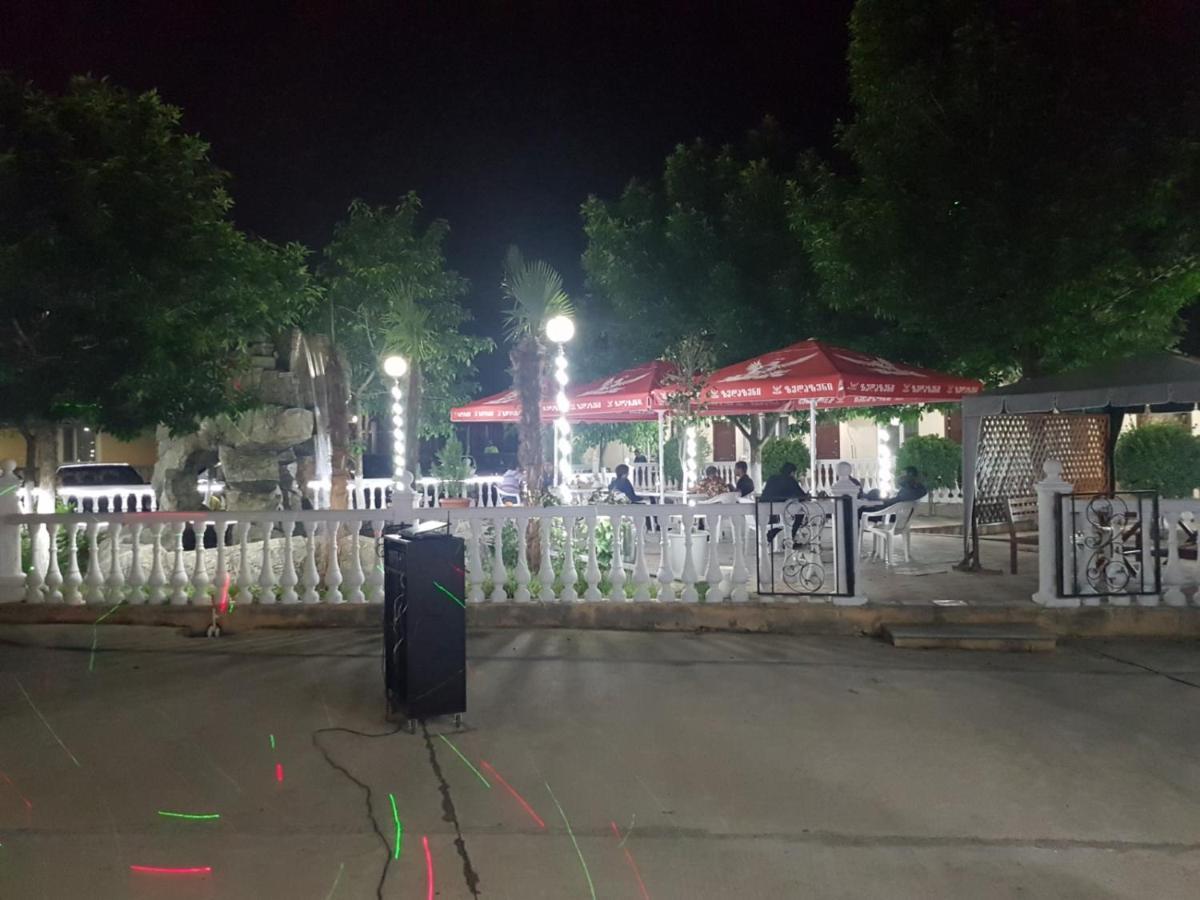 Hotel Selika Рустави Екстериор снимка