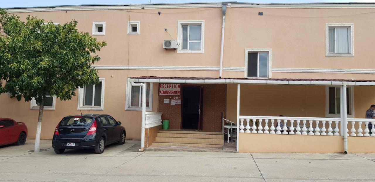 Hotel Selika Рустави Екстериор снимка